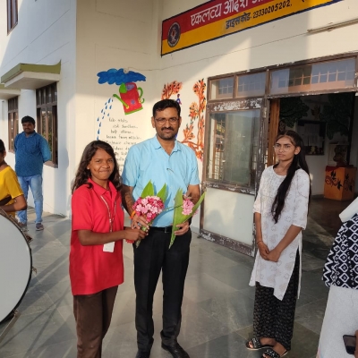 DOTWD Shri Hirendra Kushwah Visited School